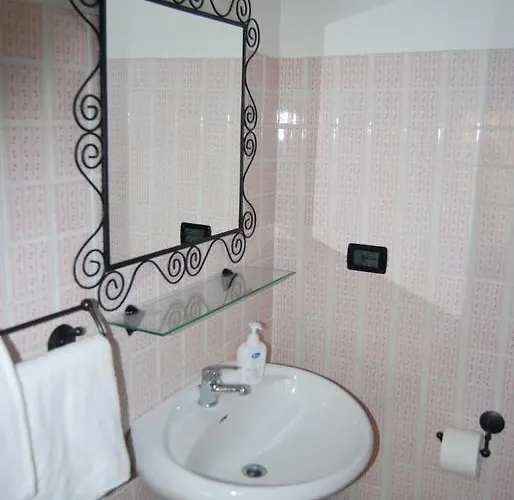 City Room B&B Bed & Breakfast 5*