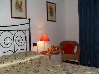 City Room B&B Bed & Breakfast